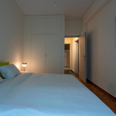 Tranquility Downtown Athens Apartment Exterior photo