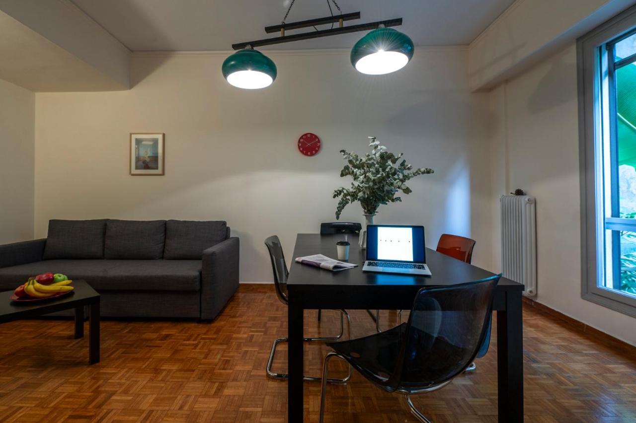 Tranquility Downtown Athens Apartment Exterior photo
